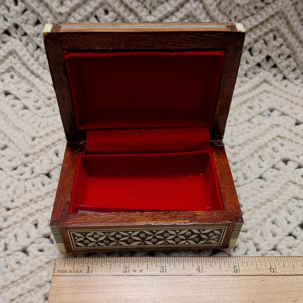 Vintage Hand Carved Wooden Trinket Box Intricate Mother of Pearl Inlay
